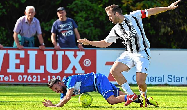Bild 12: FC Erzingen gewinnt 4:3 beim FC Wittlingen &ndash; und wir haben Bilder!