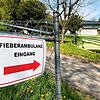 In der Waldshuter Chilbisporthalle ist seit 30. März die einzige Fieberambulanz des Landkreises Waldshut untergebracht, in der sich ...