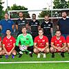 Alte und neue Gesichter: Beim SV Jestetten freuen sich (hinten, von links) Sportchef Daniel Ramirez, Co-Trainer Matthias Hertweck, ...