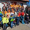 Mit Greifzangen und blauen Müllsäcken machen sich die Marbacher Bürgerinnen und Bürger auf in die zehn Sammelbezirke bei der Aktion ...