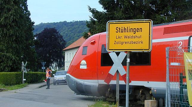 Der Museumsbahnzubringer, der Weizen-Shuttle (Linie RB37) oder Wutachtäler, ruht vom 6. August bis 4. September wegen Bauarbeiten auf ...