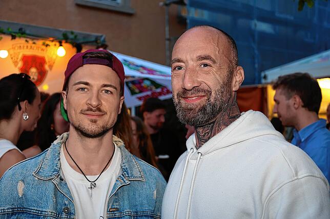 Bild 10: Sonne, Wein und gute Laune - hier gibt es die schönsten Fotos vom Weinfest 2025