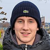 Am meisten informiert sich Mark-Christopher Aul über Zeitungen. Dabei ist es dem Schüler des Karl-Maybach-Gymnasiums egal, ob lokal oder ...