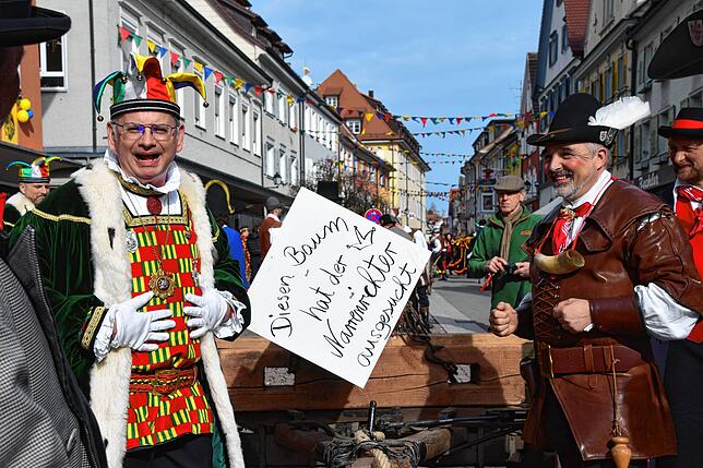Bild 3: Bilder vom Narrenbaum-Setzen in Stockach Teil 1