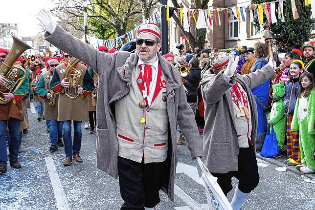 Bild 36: Bilder vom großen Fasnet Samschdig-Umzug der Poppele-Zunft (2)