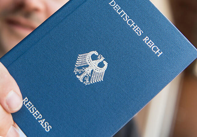 „Deutsches Reich Reisepass“: Tage nach der Großrazzia zeichnen sich die Konturen für den geplanten Staatsstreich des ...