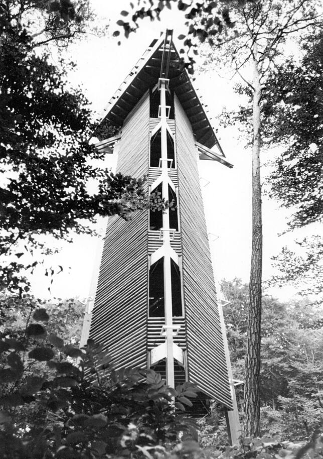 Damals: Der Vitibuck-Aussichtsturm kurz nach seiner Eröffnung 1979.