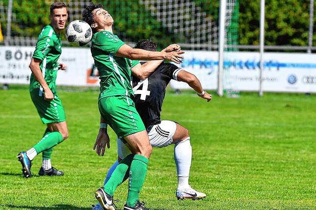 Bild 2: Abschlussschwacher SV 08 Laufenburg muss sich mit Punkt beim FC Freiburg-St. Georgen begnügen &ndash; und wir haben Bilder!