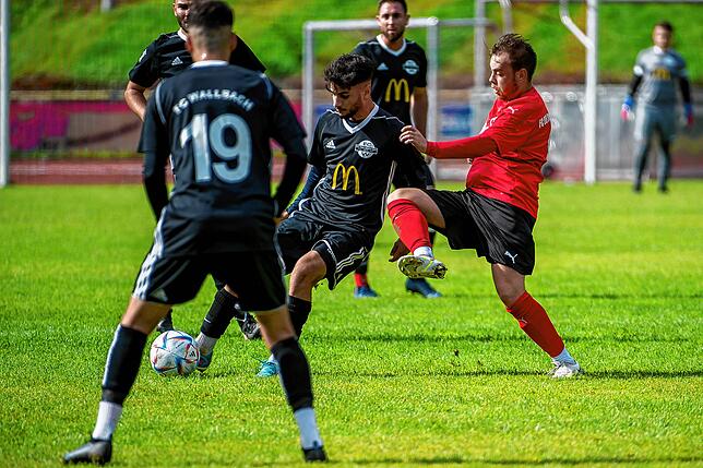 Bild 30: FC 08 Bad Säckingen rettet ein 1:1 im Derby gegen den FC Wallbach &ndash; und wir haben Bilder!