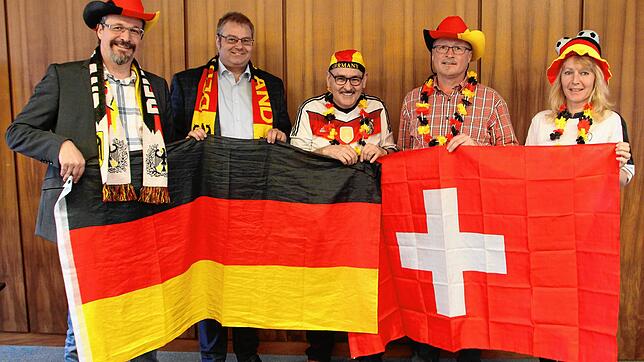 Anlässlich der Fußball-WM im Juni, werden die Spiele mit deutscher und Schweizer Beteiligung in einem Public Viewing im Schlosspark ...