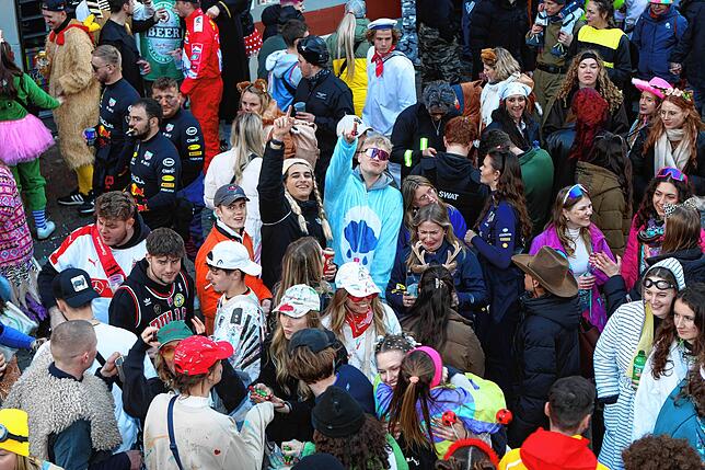 Bild 5: Konstanzer Straßenfasnacht 2025: Wenn die Altstadt zur Partyzone wird - Hier die schönsten Bilder!