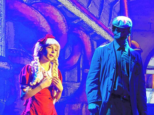 Bild 13: Musical-Karussell feiert Premiere: Das sind die Bilder (I)