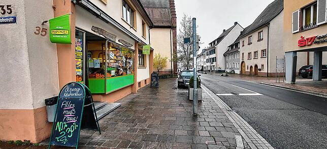 Derzeit läuft der Ausverkauf in dem kleinen Naturkostladen mitten in der Hüfinger Innenstadt.