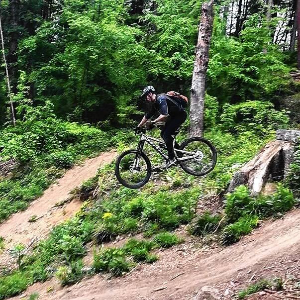 Ansgar Oker in Action auf dem Gehro-Trail.