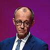 Katholik Friedrich Merz reagiert bestürzt auf den Tod von Papst Franziskus.