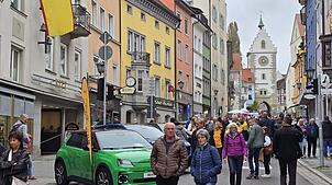 In den Überlinger Einkaufsstraßen, wie hier in der Franziskanerstraße, herrscht an einem Sonntag zeitweilig massig Betrieb. (Archivfoto)