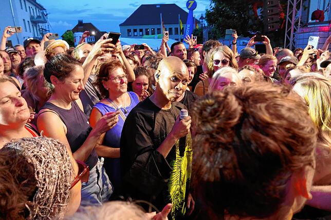 Bild 5: Markdorf Open Air: Einzigartiger Auftakt der Skunk Anansie bei den Open Air in Markdorf