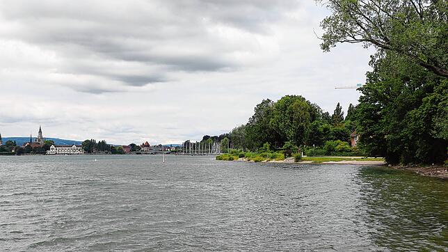 In der Schmugglerbucht auf Höhe des Spielplatzes ereignet sich am Montagabend, 21. August, gegen 18 Uhr ein tragischer Badeunfall.