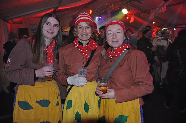 Bild 7: Bilder vom Schlüchttalnarrentreffen-Samstag: Nachtumzug und Narrendorf