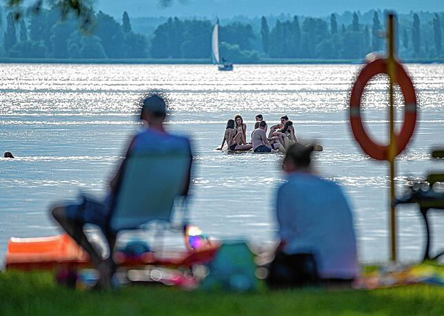 Ob es 2020 einen Badesommer geben wird, steht noch nicht fest. Unser Bild zeigt eine Aufnahme aus dem Strandbad in Radolfzell aus dem ...