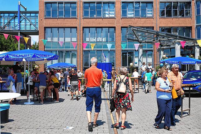Bild 10: XXL-Hüpfburg, Kinderschminken, Entenrennen: So schön war das SÜDKURIER-Sommerfest (Teil 2)