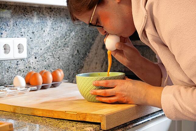 Bild 3: Do it youself: Schritt für Schritt zu bunten Ostereiern