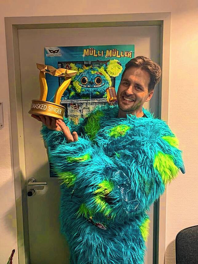Bild 1: Ein toller Pokal für &bdquo;The Masked Singer&ldquo;, Film-Dreh für den Schwarzwald-Tatort und Impf-Fortschritte: So war die Woche am Hochrhein