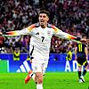 Was für eine starke Leistung: Die deutsche Nationalmannschaft startet mit einem 5:1-Sieg gegen Schottland in die Heim-EM. Hier bejubelt ...