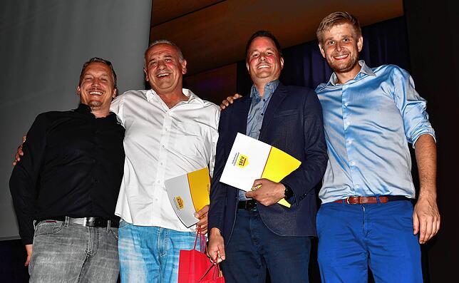 Bild 4: Schiedsrichter im Fußballbezirk Hochrhein feiern ihren 100. Geburtstag