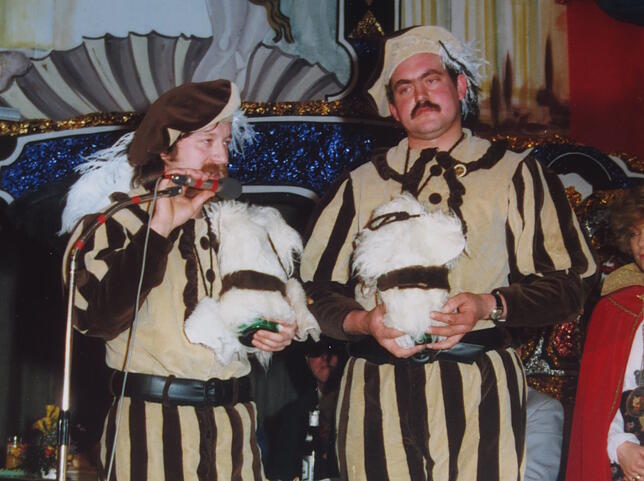 In der ersten Fasnet im Jahr 1979 zeigten sich Kurt Wörner und Berthold Schnopp bereits im Zunftmeisterhäs.