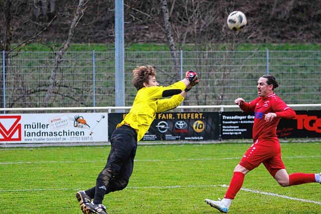 Bild 14: SG Stühlingen/Weizen II gewinnt Spitzenspiel mit 2:0 gegen SC Lauchringen – und wir haben Fotos!