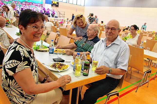 Bild 30: Patrozinium und 50 Jahre Freundschaft: Bonndorf hatte allen Grund zum Feiern