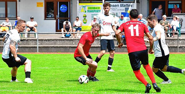 Bild 7: SG FC Wehr/Brennet spielt nur 1:1 gegen FC Hochrhein – und wir haben Fotos!