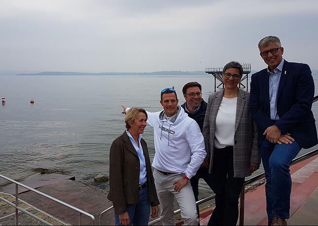 Freuen sich auf die Veranstaltung (von links): Cornelia Maywald, Geschäftsführerin der Therme Meersburg, Patrick Bocher, Gründer ...