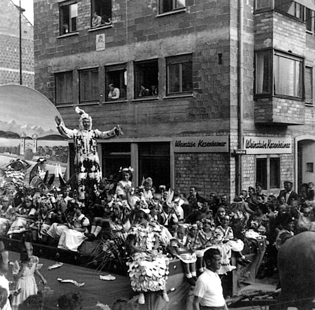 Das Seehasenfest gibt es schon seit 1949. 1953 steckte Peter Hilsenbeck im Hasenfell.