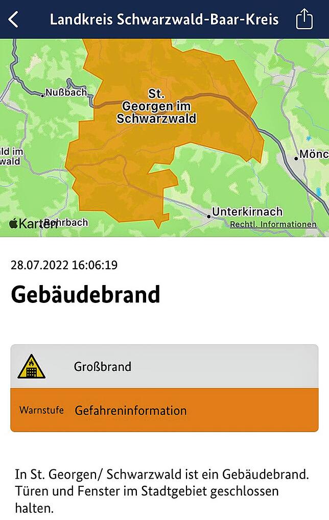 So warnt die App Nina vor der Rauchentwicklung bei dem Brand.
