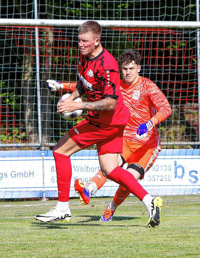 Bild 14: FV Walbertsweiler-Rengetsweiler gewinnt Duell mit TuS Immenstaad. Die besten Bilder!