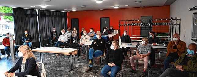 Auf beachtliches Bürgerinteresse stieß die jüngste Sitzung des Ortschaftsrates. Dabei sorgte das Thema Verlagerung der Umspannwerke für ...