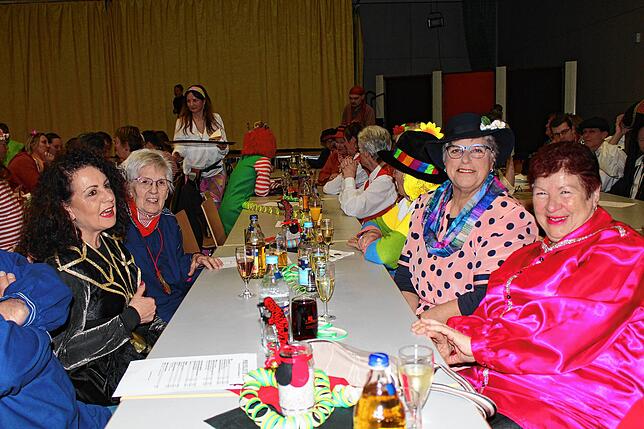Bild 15: Hemdglonkerumzug- und Ball in Hochemmingen