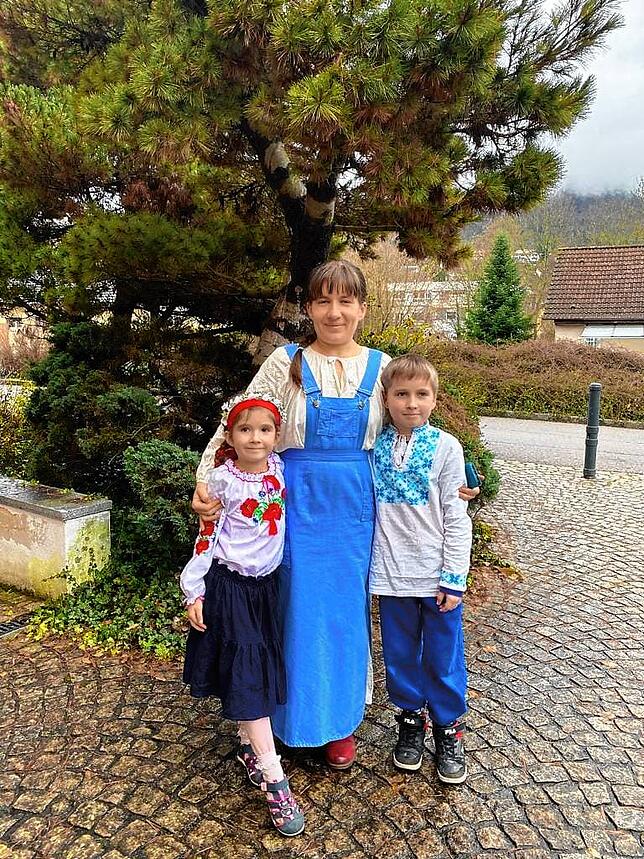 Oksana Kravtsova und ihre beiden Kinder haben in Niederhof in einem Privathaushalt eine Unterkunft gefunden.