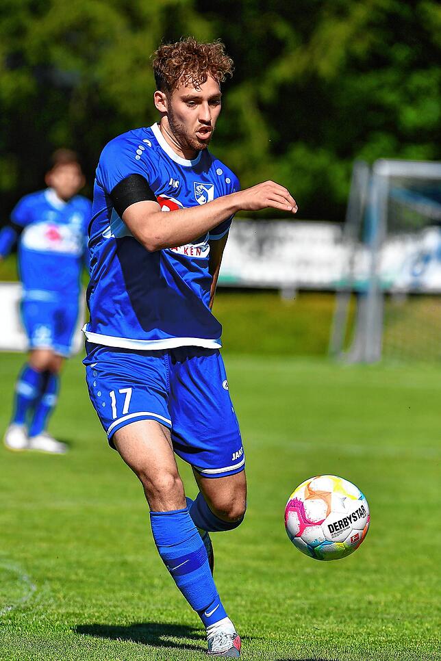 Bild 44: FC Erzingen steigt nach 3:2 gegen FC Emmendingen in die Landesliga auf &ndash; wir haben Bilder!