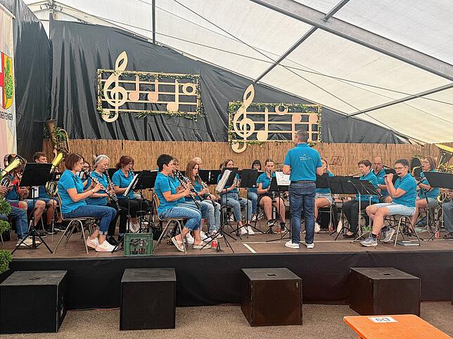 Bild 14: Die feierliche Eröffnung der Festivitäten in Hohentengen