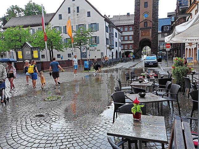 Kurzzeitige Überschwemmung: Das Wasser läuft schnell wieder ab.