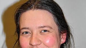 Iris Tjoonk leitet den Chor. Bild: A. Böhm