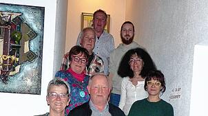 Der neugewählte Vorstand des Schwarzwaldvereins Schlüchttal (vorn, von links): Dagmar Burkardt (Schriftführerin), Roland Lelonek ...