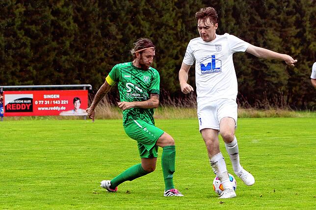 Bild 12: Die besten Bilder vom Duell zwischen dem TSV Aach-Linz und dem TuS Immenstaad