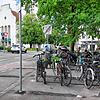 In diesem Bereich des Gebhardsplatzes, der in die Moltkestraße übergeht, sind Parkplätze Mangelware. Jetzt wurden zwei Plätze zu ...