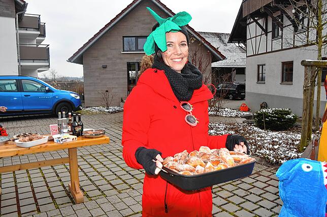 Bild 4: Die spektakulärsten Bilder vom Umzug und Narrenbaumsetzen in Bitzenhofen