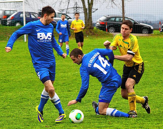 Bild 13: Schnappschüsse aus der Bezirksliga-Saison 2013/2014