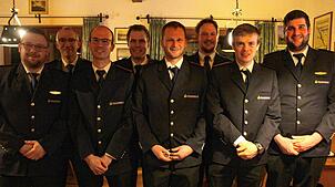 Abteilungskommandant Gerald Schneider, Thomas Schmidt, Daniel Steinmeier, Nico Hofmann (oben), Patrick Lauber, Simon Häßle, Martin ...